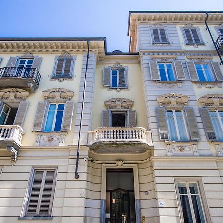 Giolitti 39 - Moderna Mansarda Nel Cuore Di Torino Buitenkant foto