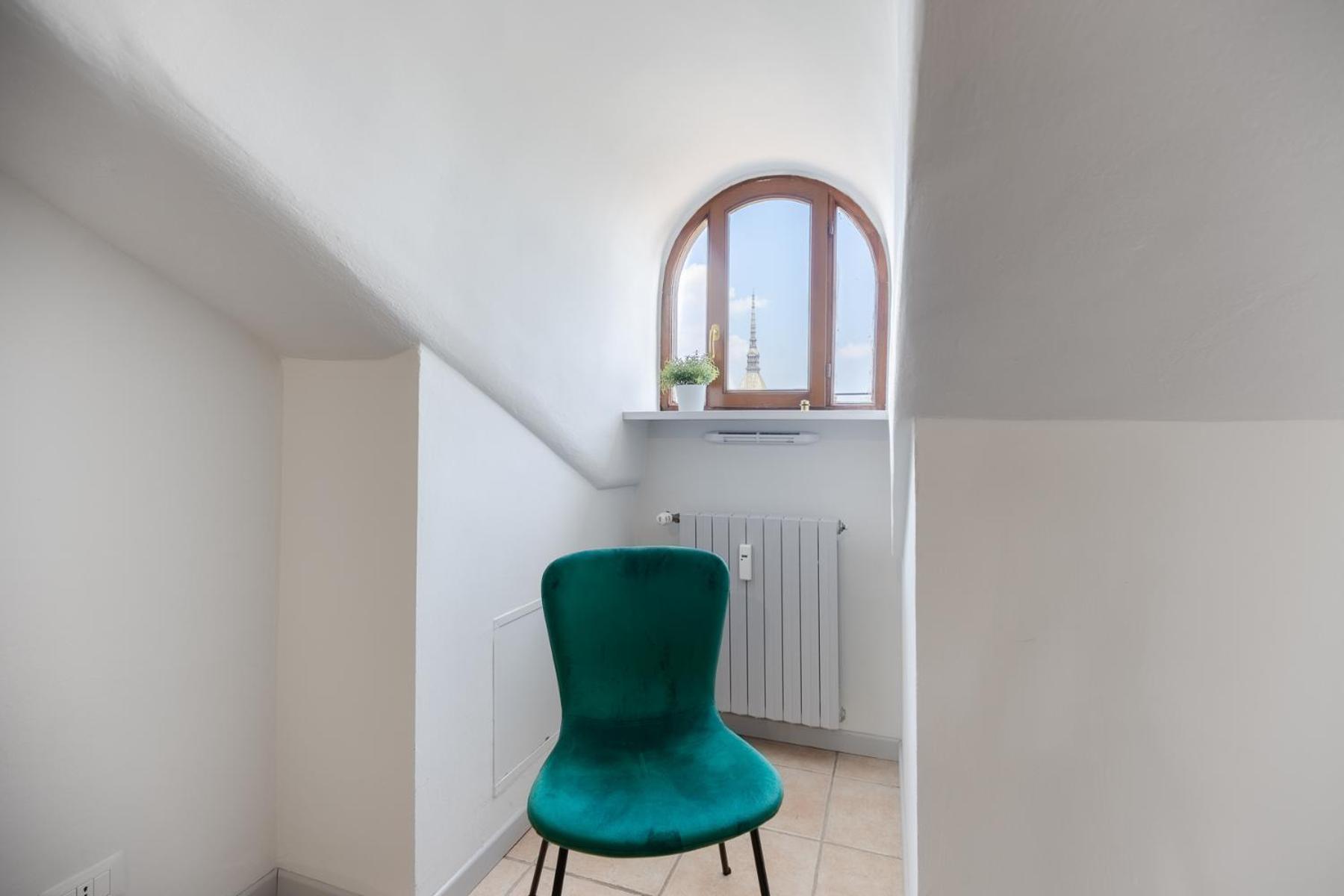 Giolitti 39 - Moderna Mansarda Nel Cuore Di Torino Buitenkant foto