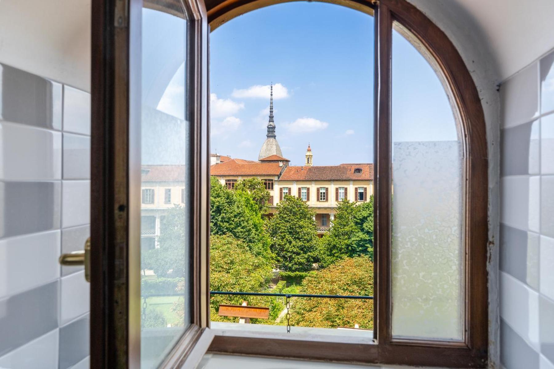 Giolitti 39 - Moderna Mansarda Nel Cuore Di Torino Buitenkant foto
